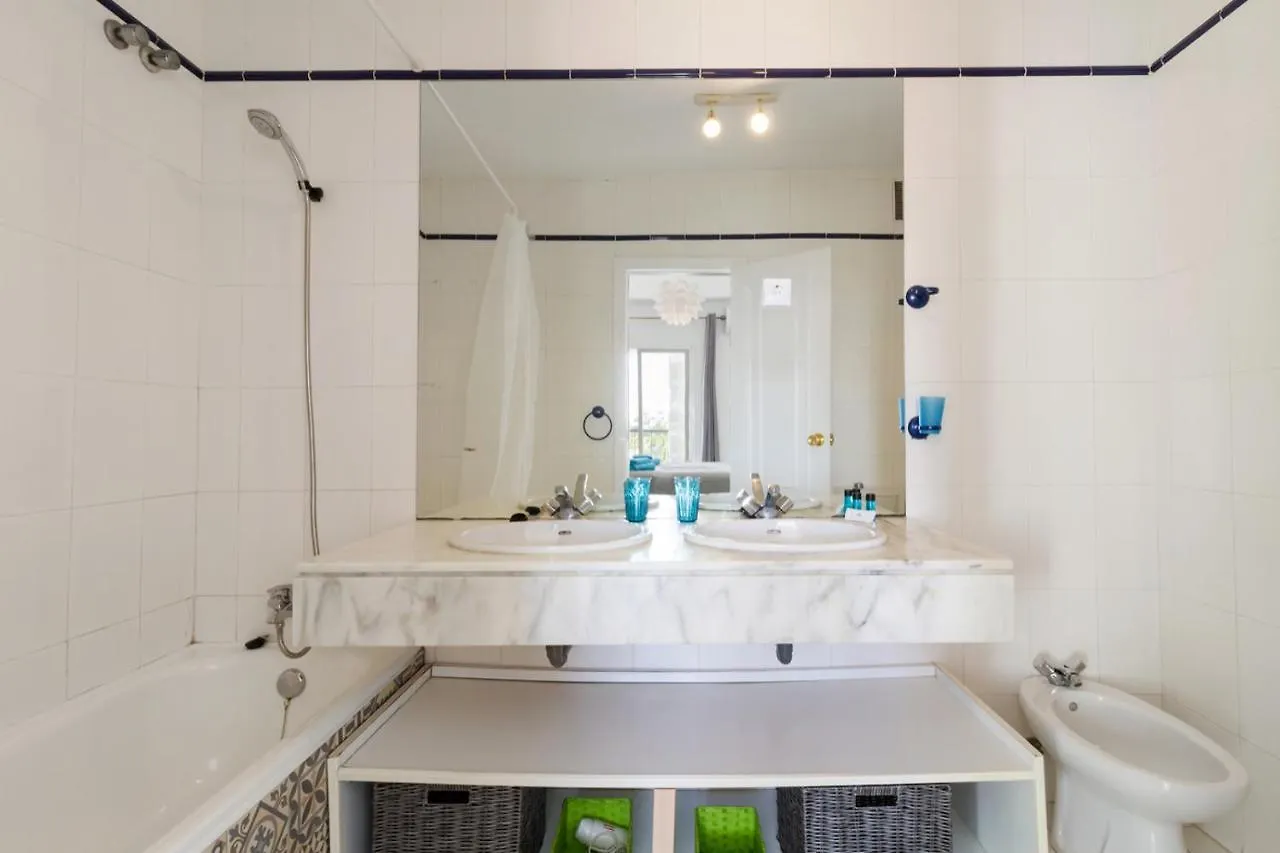 Penthouse With Sea View In Miraflores Mijas