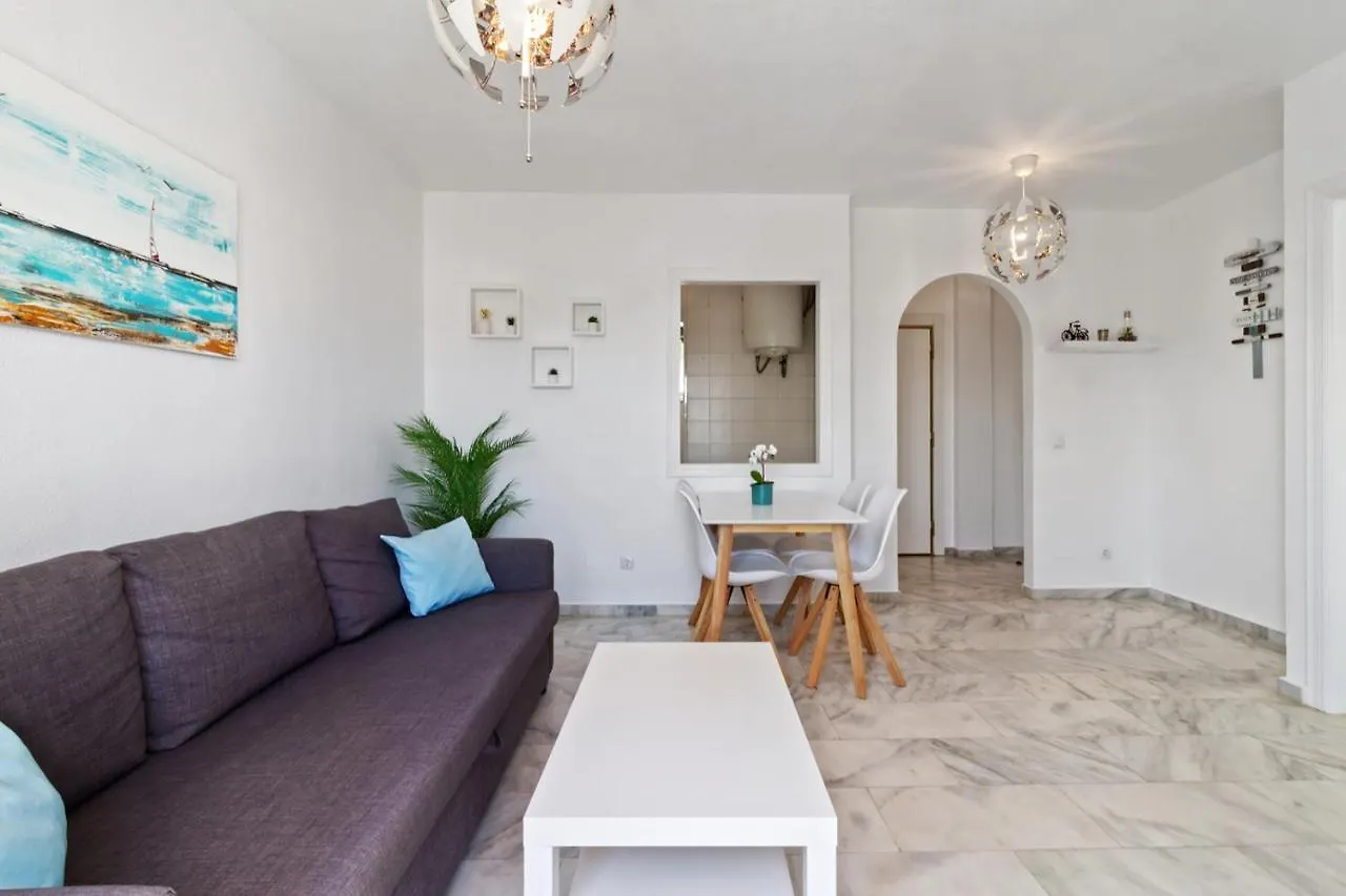 Penthouse With Sea View In Miraflores Mijas