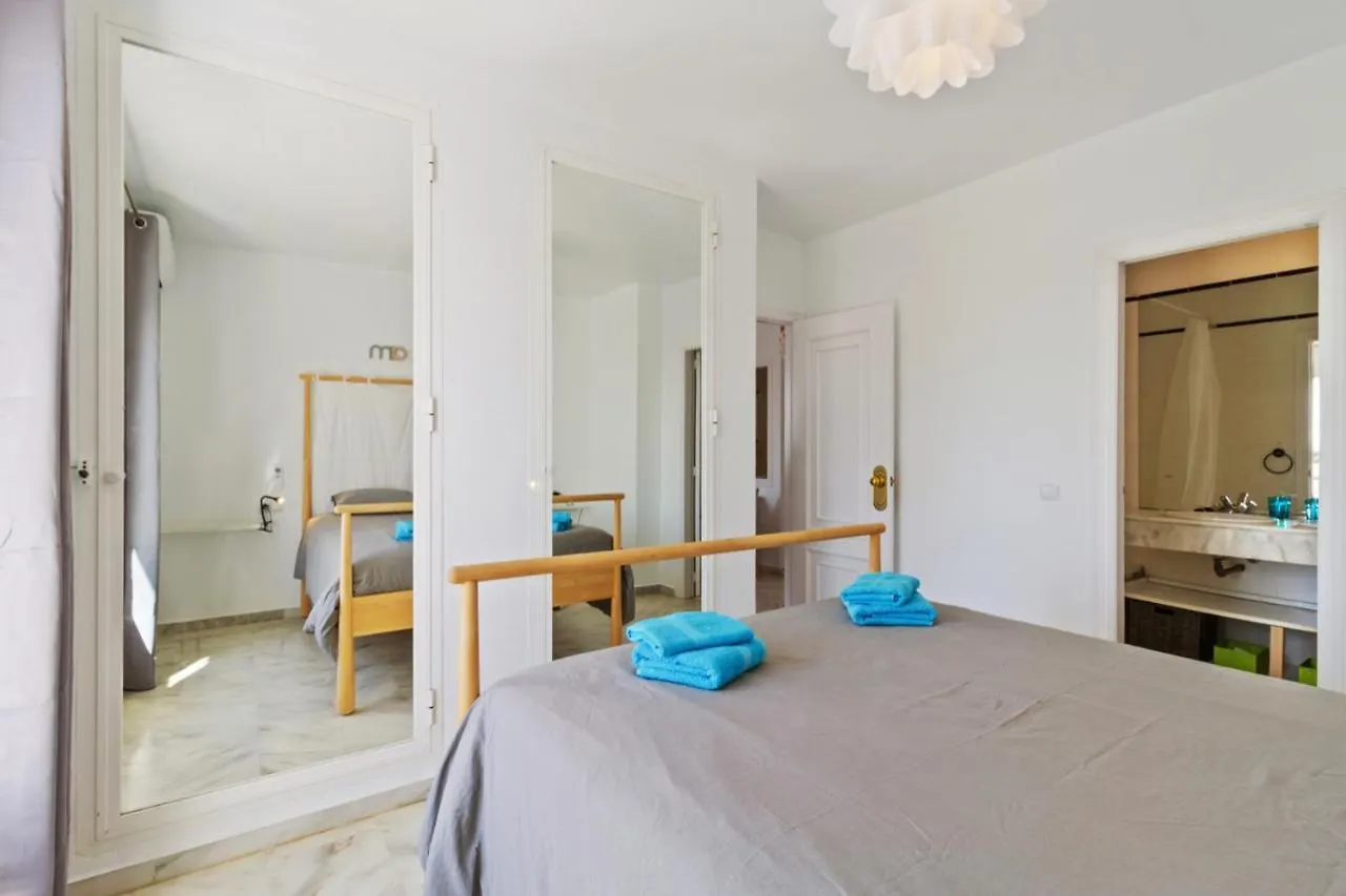 아파트 Penthouse With Sea View In Miraflores 미하스 스페인